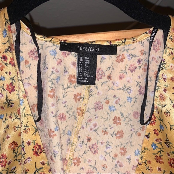 Yellow Floral Silky Oversized Kimono - Picture 2 of 7